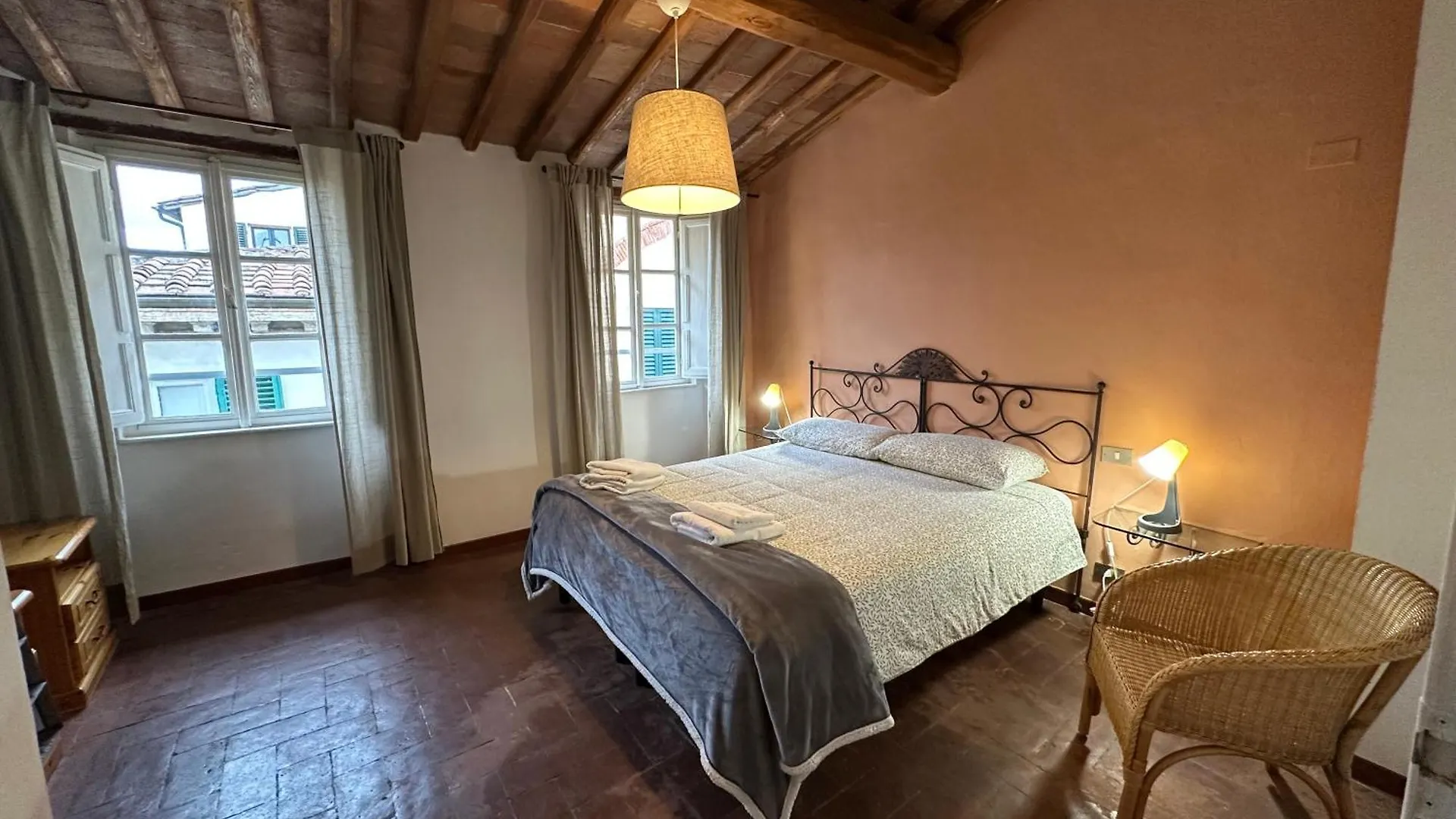 Nido Sui Tetti Di Lucca, Romantico E Centralissimo